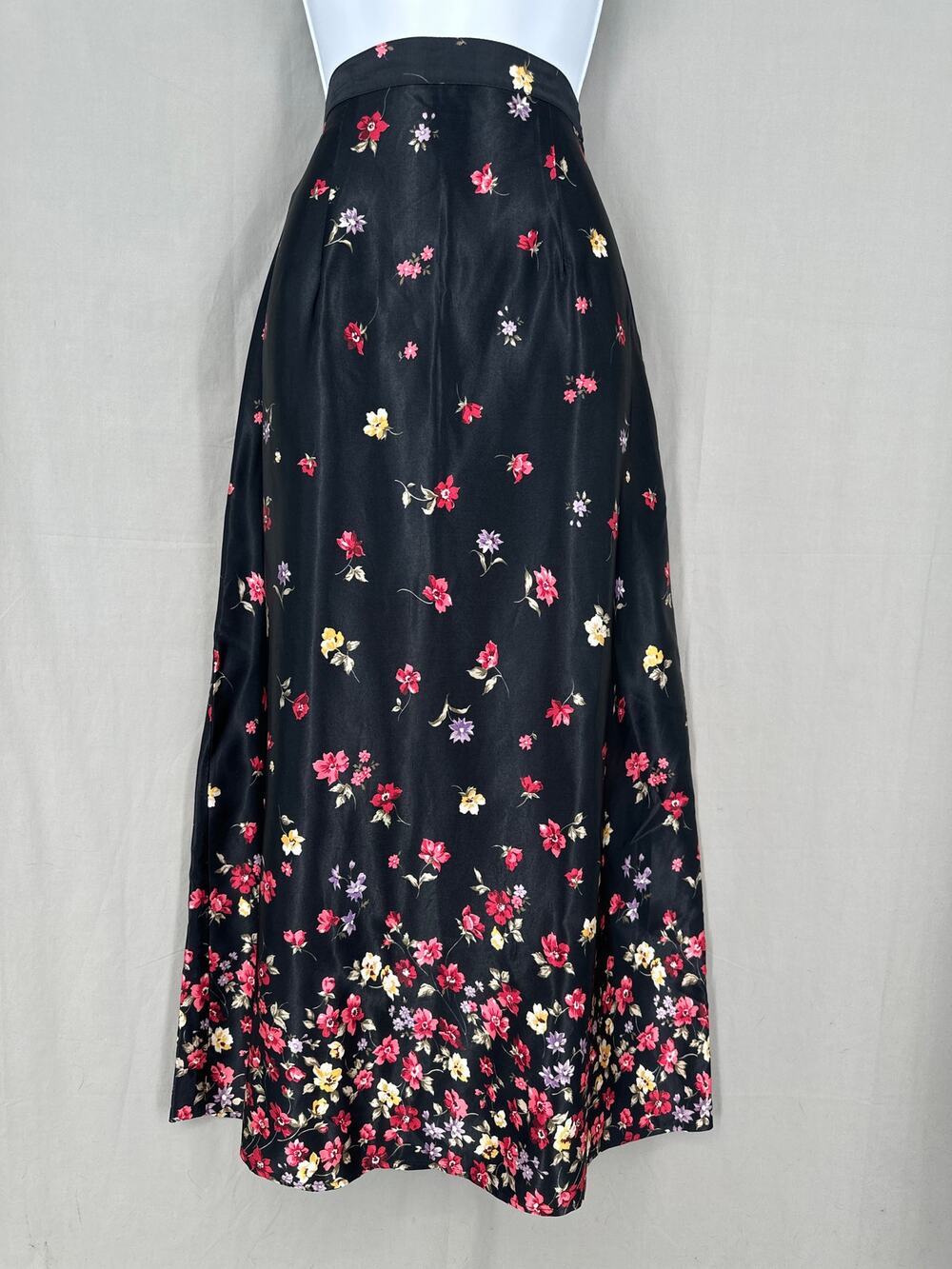 90s Vintage Skirt Womens Small Black Floral Maxi Satin Cottagecore Boho Bohemian